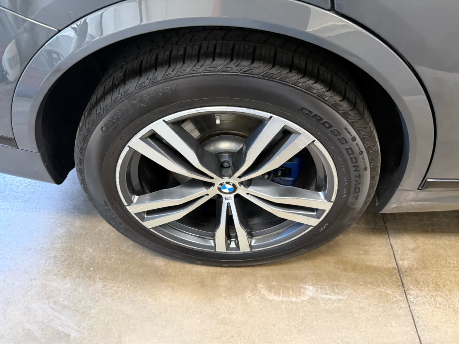 Used 2024 BMW X7 xDrive40i w/ M Sport Package AWD/4WD image 35