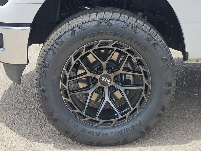 Used 2025 Ford F150 XLT w/ Equipment Group 301A Standard AWD/4WD image 9