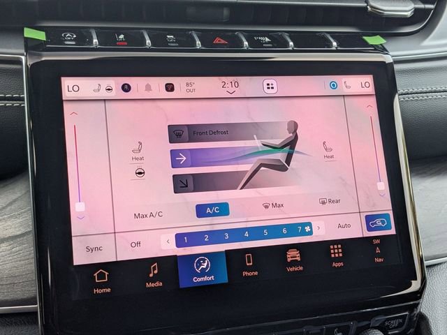 New 2025 Jeep Grand Cherokee Limited image 24