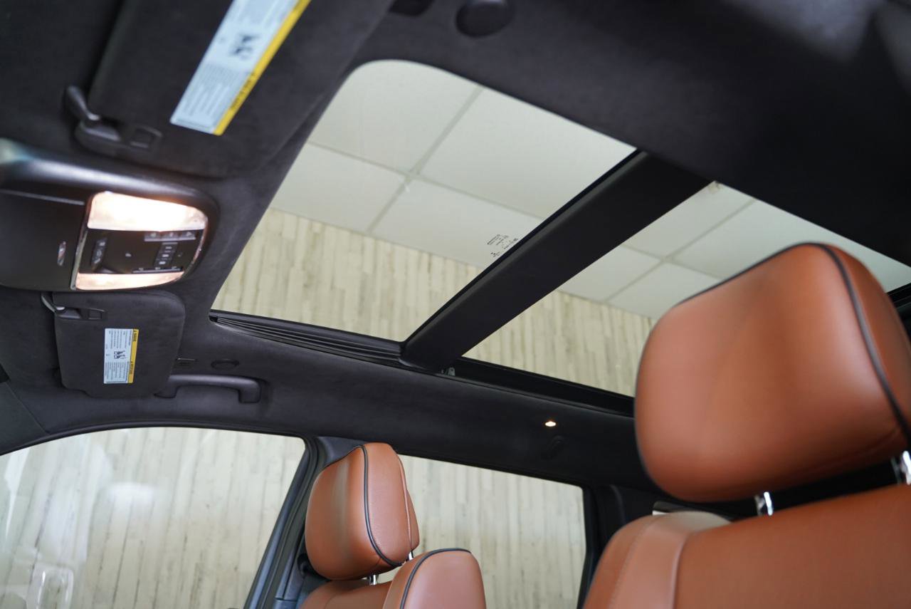 Used 2020 Jeep Grand Cherokee Summit AWD/4WD image 25