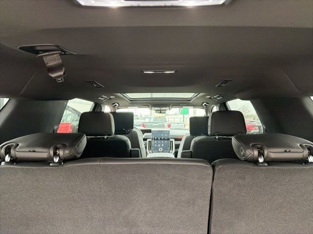 New 2026 GMC Yukon XL Denali w/ Denali Reserve Package image 42