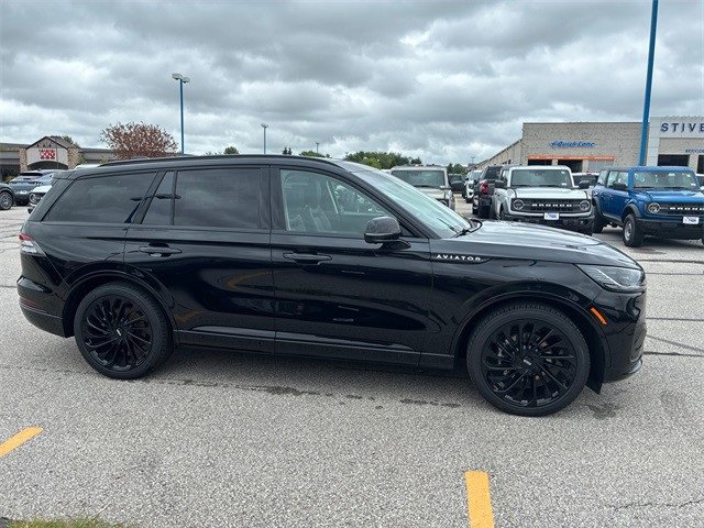 New 2025 Lincoln Aviator Reserve w/ Equipment Group 201A image 3