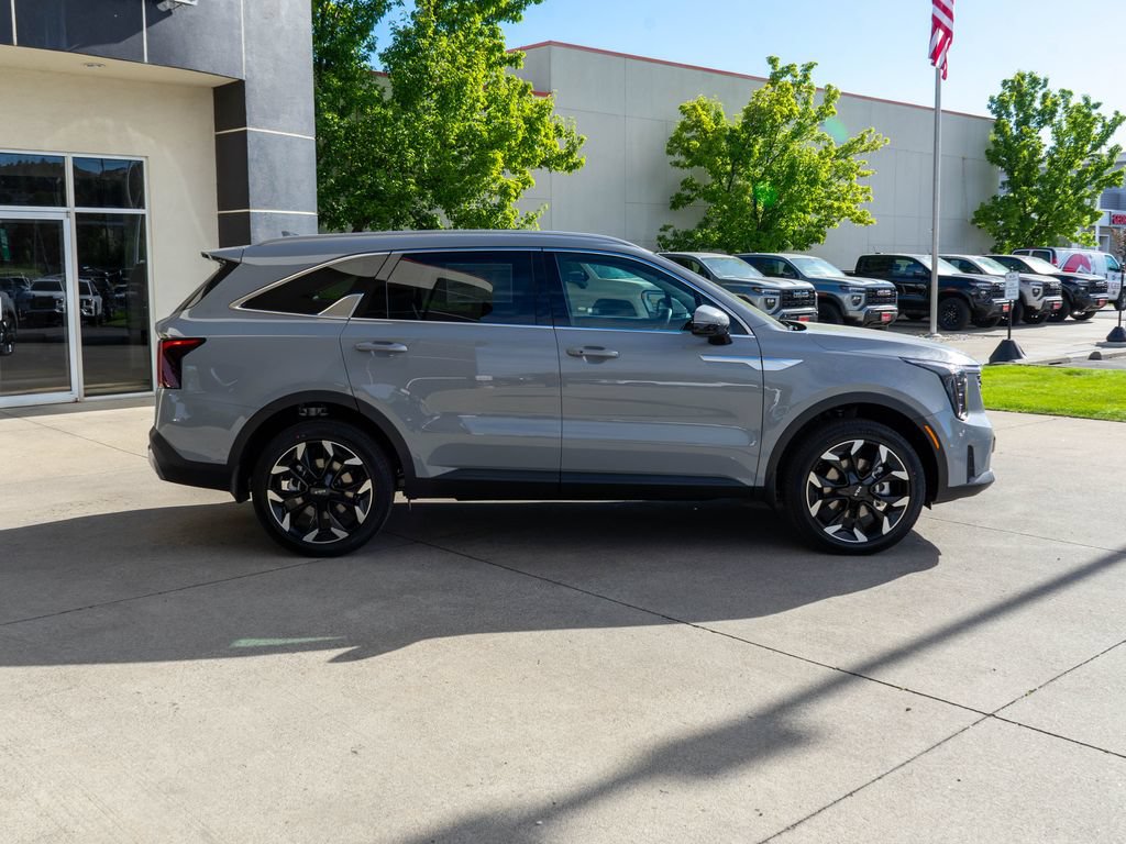New 2026 Kia Sorento EX AWD/4WD image 8
