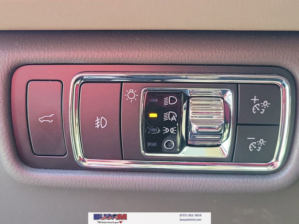 Used 2023 Lincoln Aviator Reserve w/ Equipment Group 201A image 21