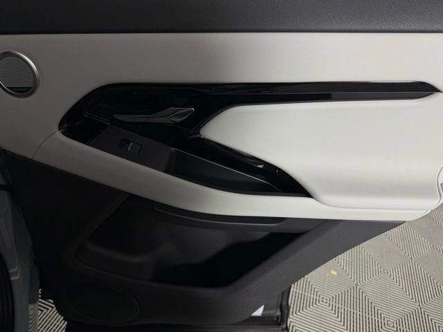 New 2026 Land Rover Range Rover Evoque S image 31