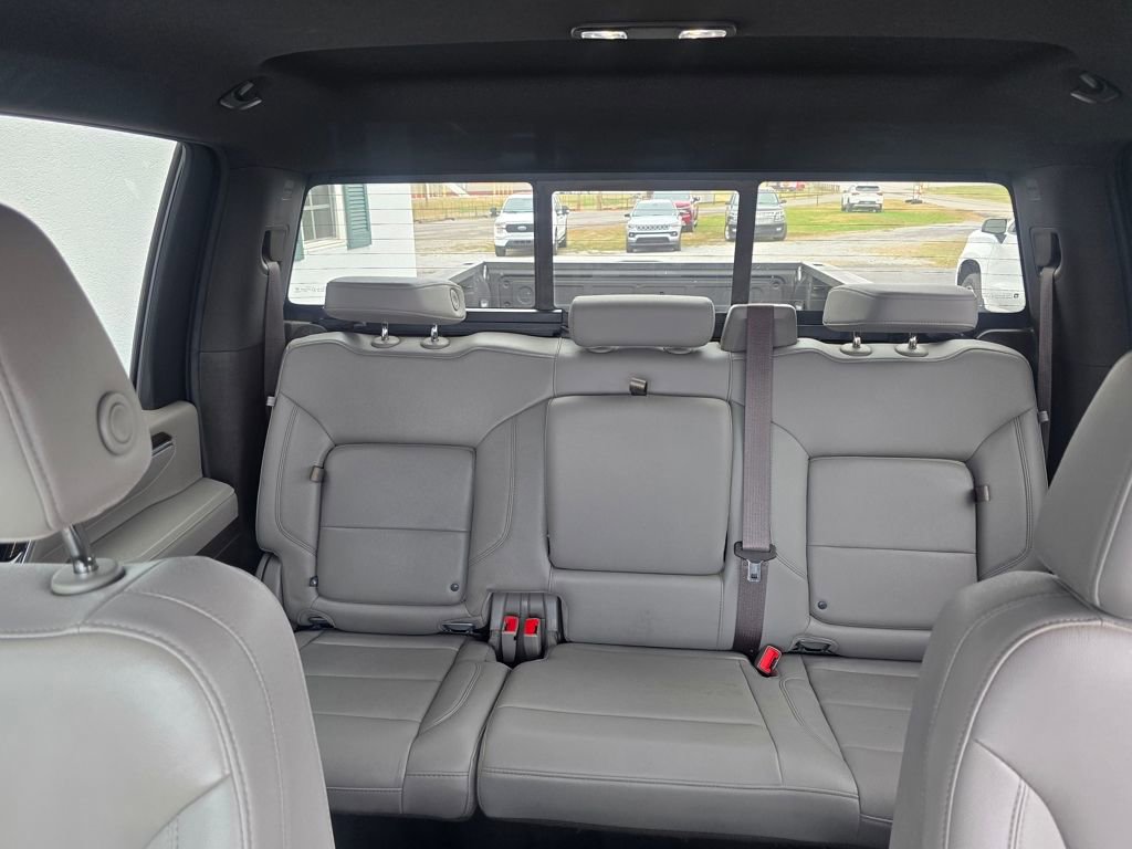 Used 2024 Chevrolet Silverado 2500 LT w/ Convenience Package image 16