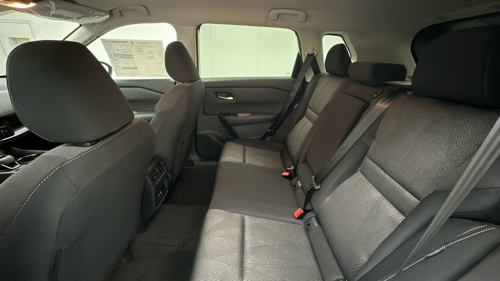 New 2026 Nissan Rogue SV image 10