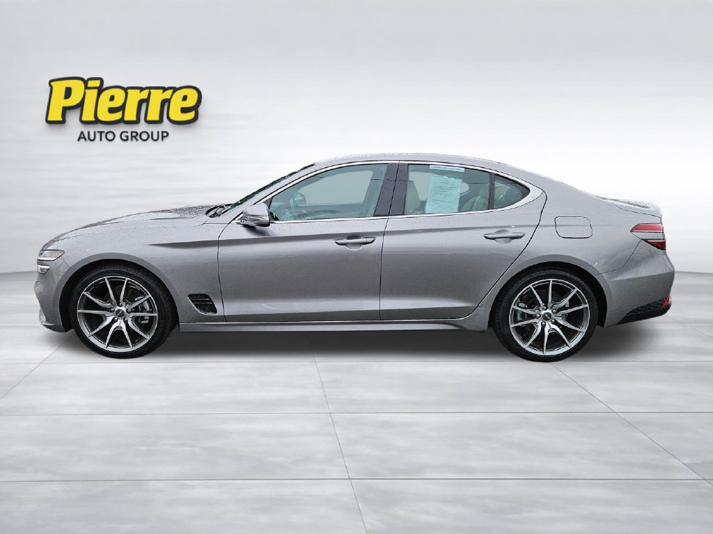 Used 2023 Genesis G70 2.0T RWD image 7