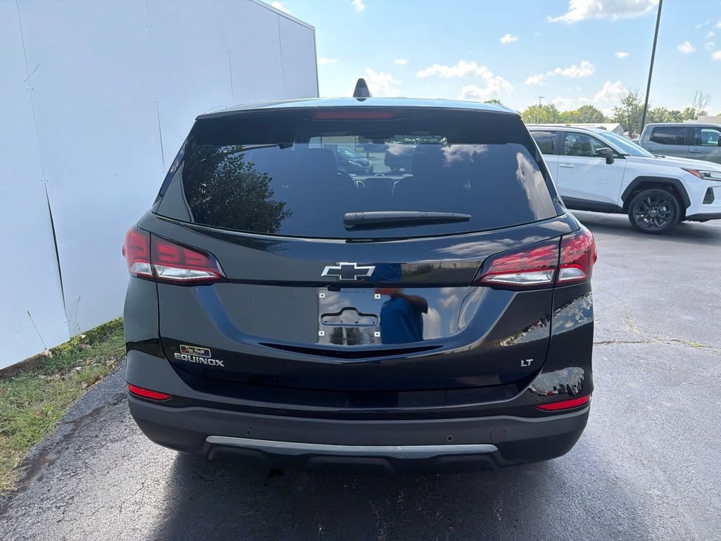 Used 2024 Chevrolet Equinox LT w/ LPO, Floor Liner Package FWD image 8