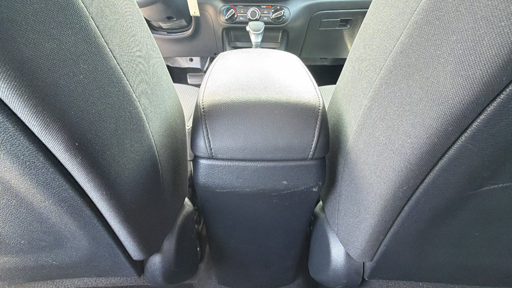 Used 2024 Kia Soul LX w/ Option Group 015 FWD image 25