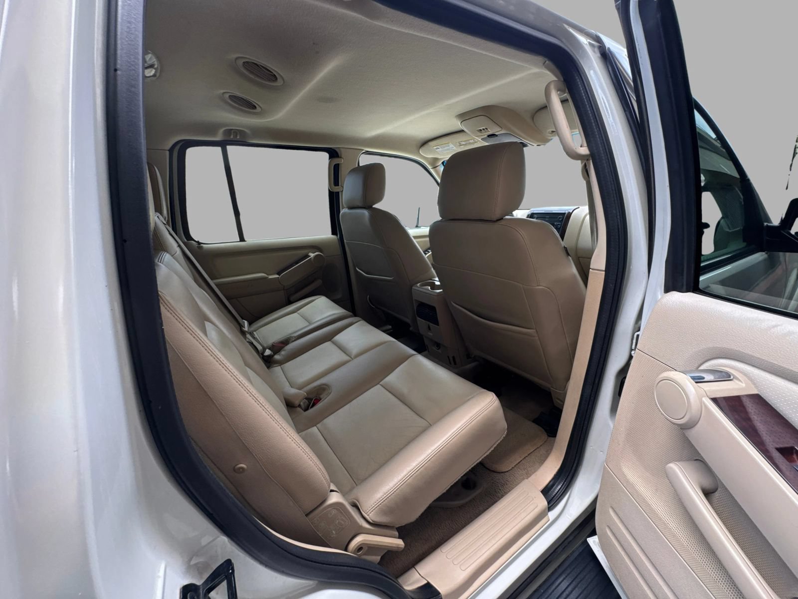 Used 2006 Ford Explorer Limited RWD image 44