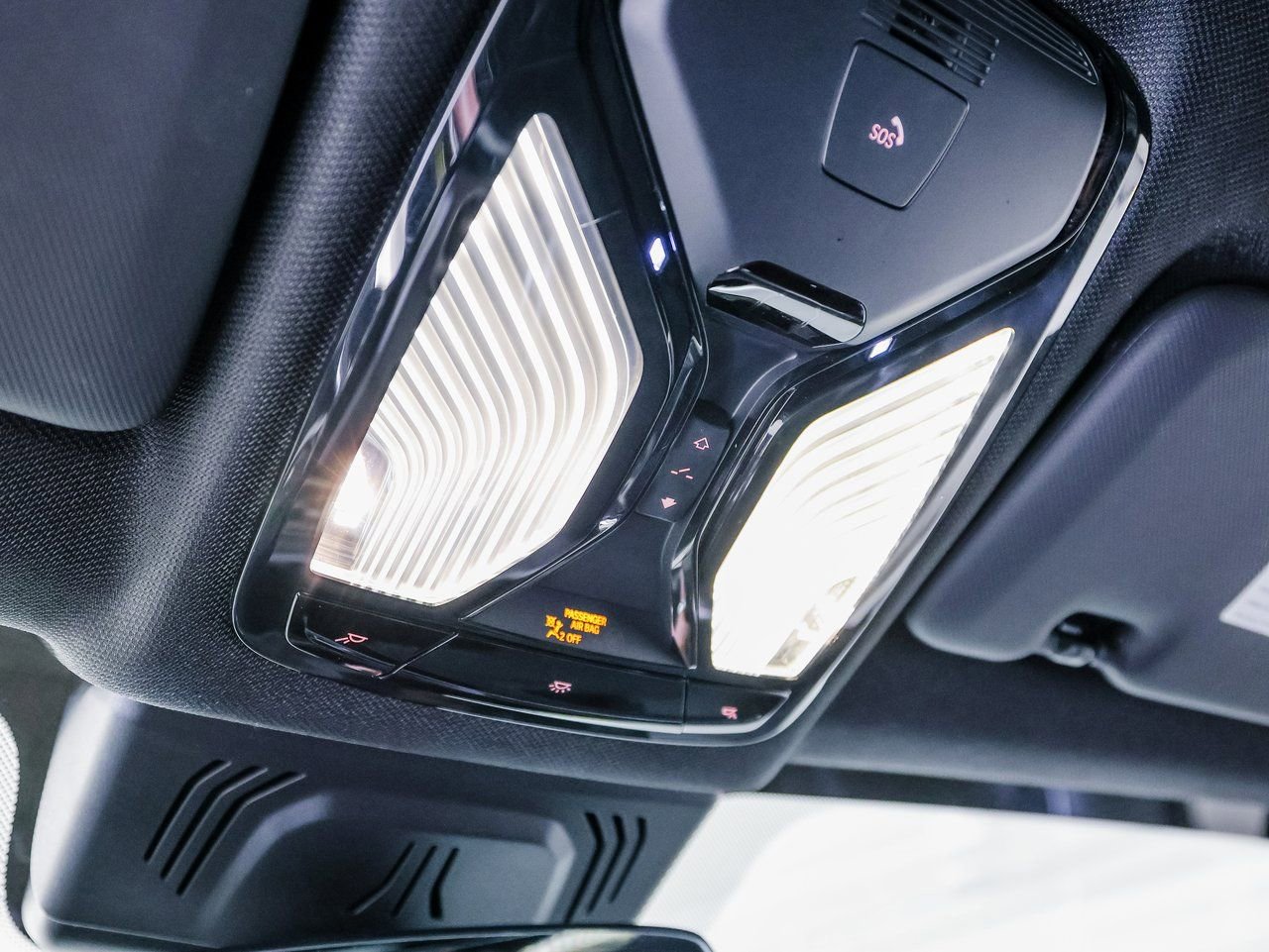 Used 2022 BMW X5 M50i w/ Executive Package image 21