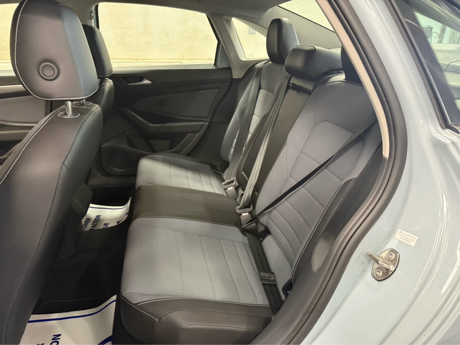 Used 2025 Volkswagen Jetta SE image 20