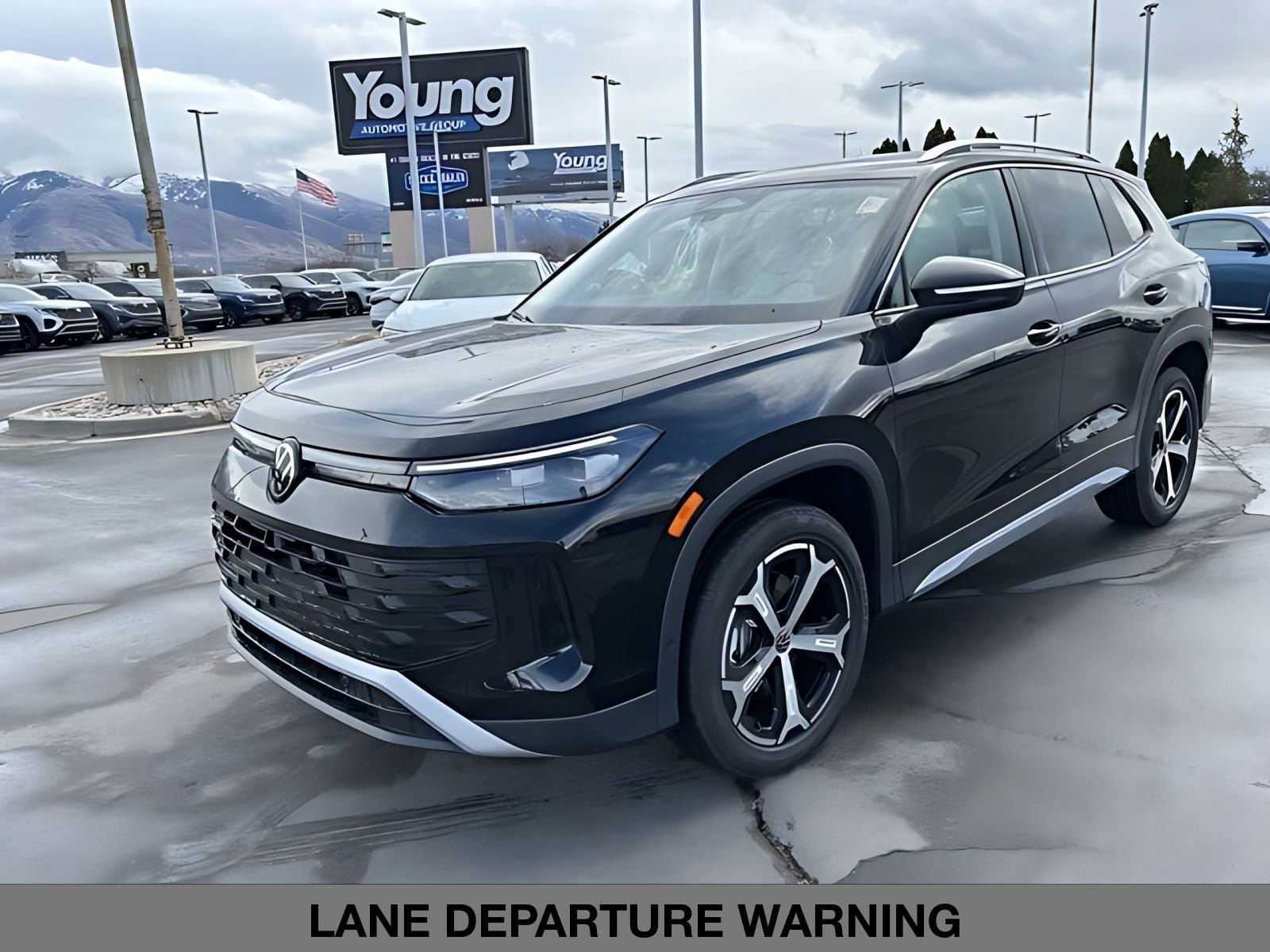 New 2026 Volkswagen Tiguan SE AWD/4WD image 10