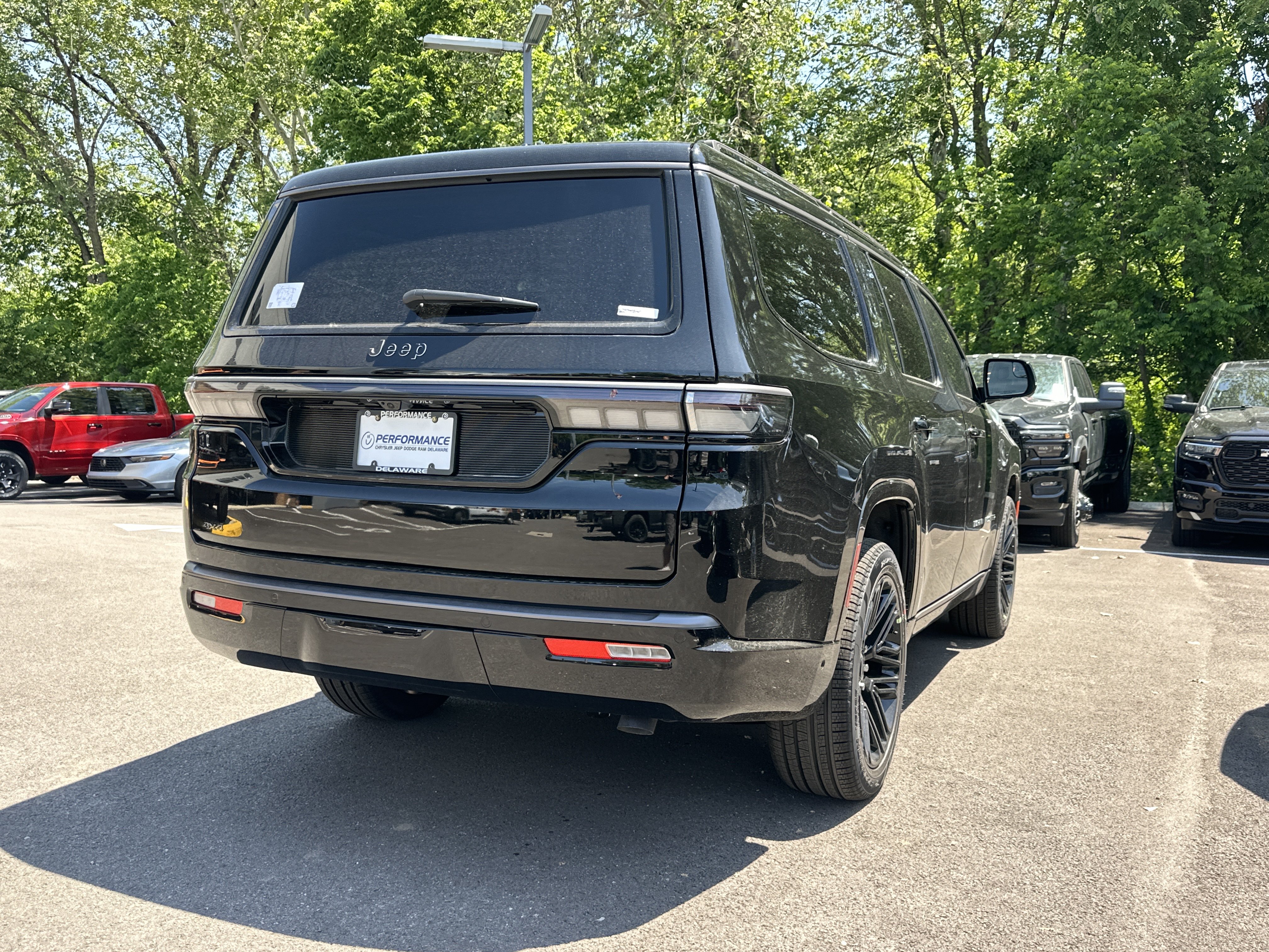New 2026 Jeep Grand Wagoneer Limited AWD/4WD image 14