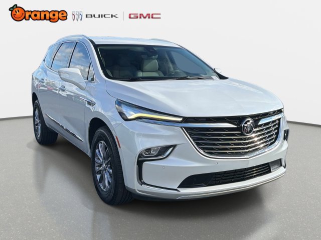 Used 2023 Buick Enclave Essence FWD image 1