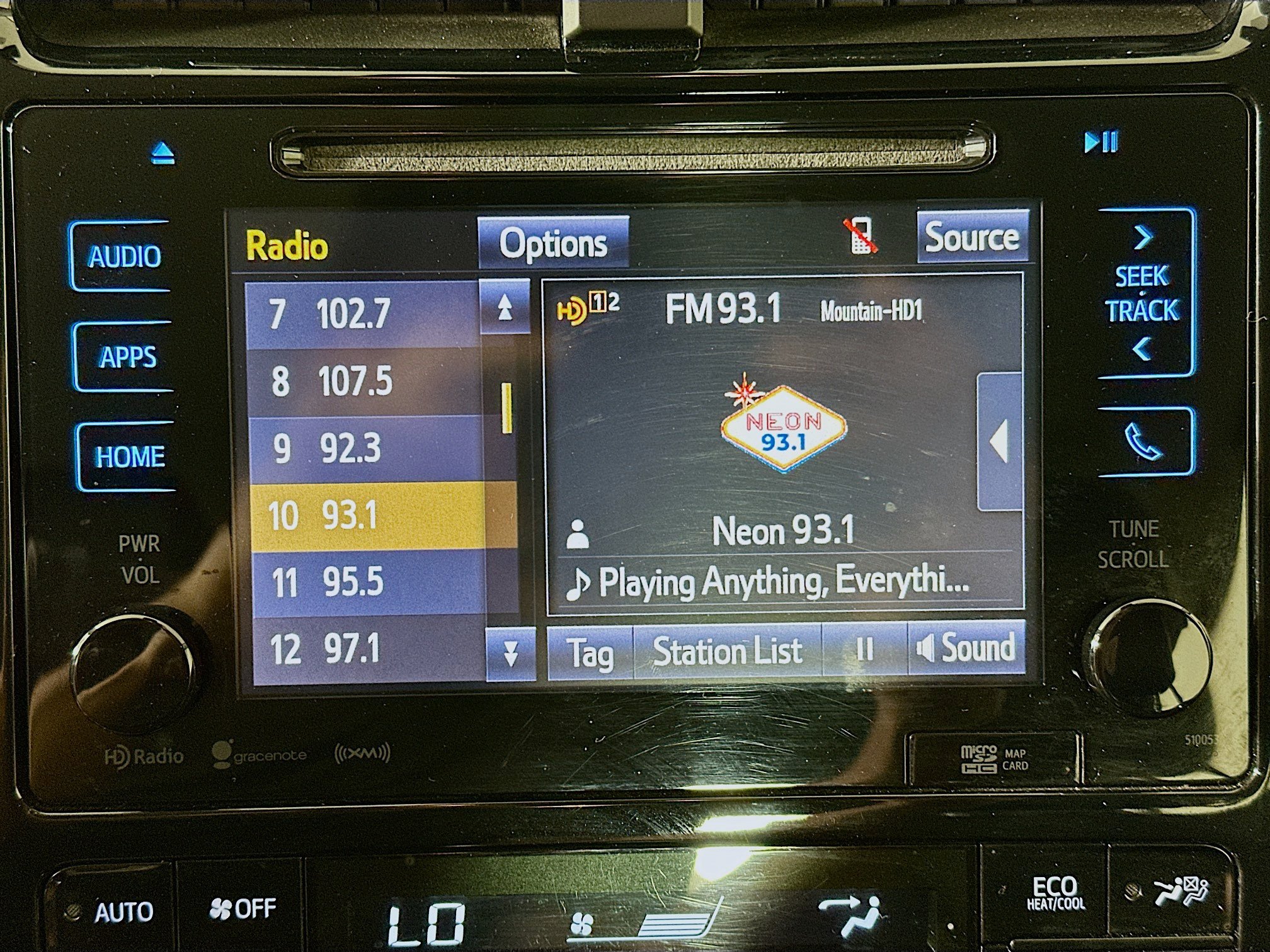 Used 2017 Toyota Prius Three Touring FWD image 21