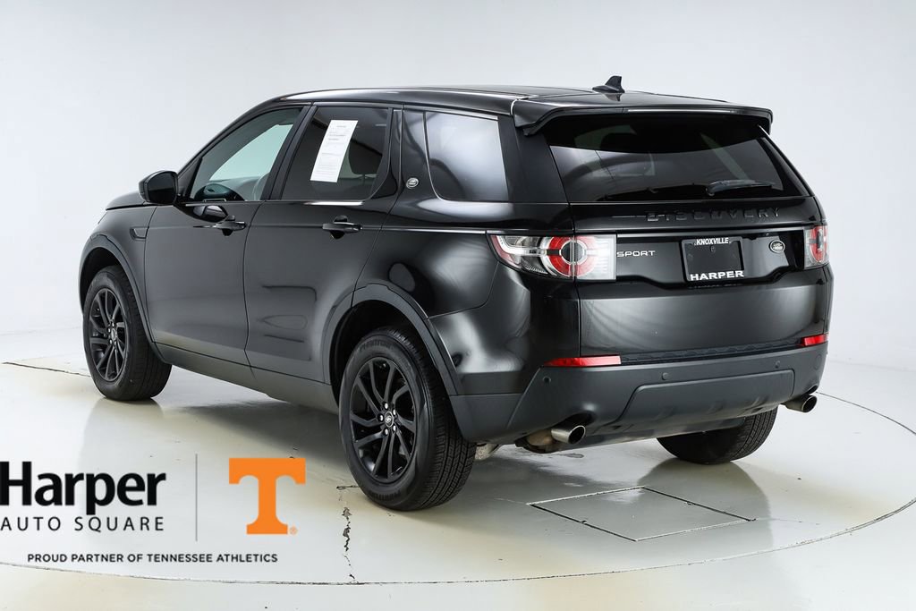 Used 2016 Land Rover Discovery Sport SE image 44