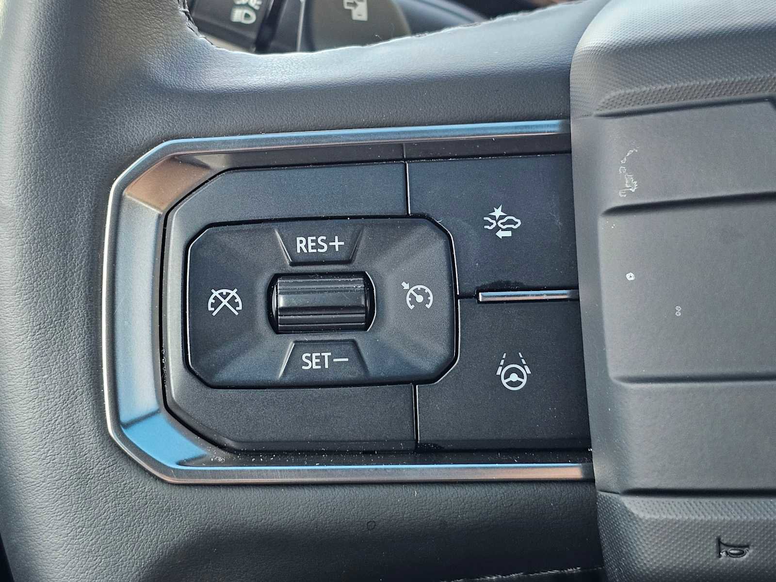 Used 2024 GMC Hummer EV 3X w/ Omega Edition image 29