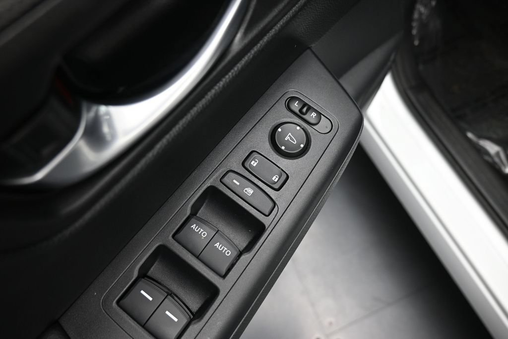 Used 2023 Honda CR-V Sport image 19