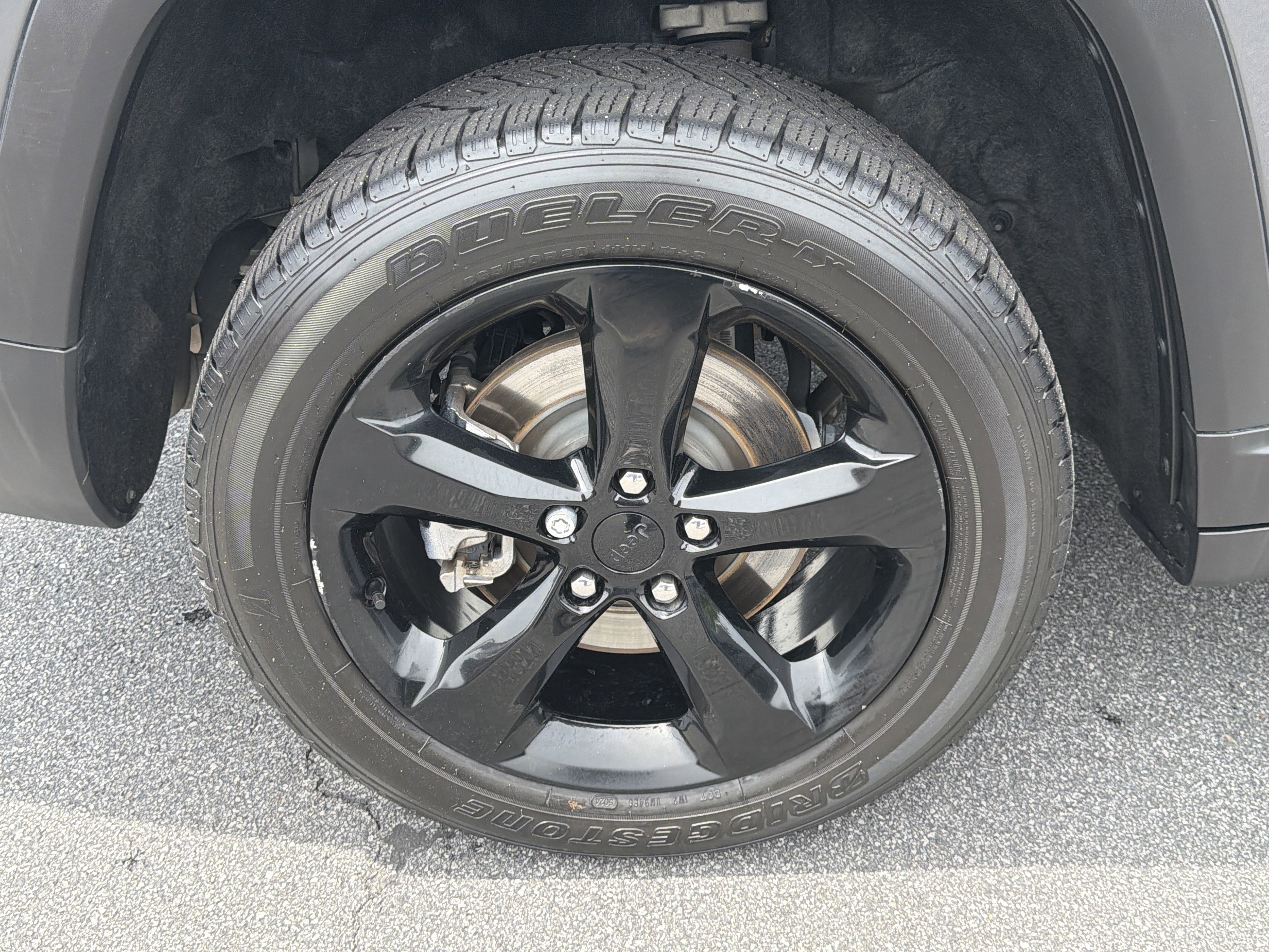 Used 2021 Jeep Grand Cherokee L Laredo RWD image 21