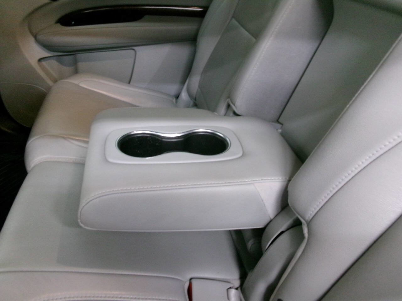 Used 2018 Acura MDX SH-AWD w/ Technology Package image 24