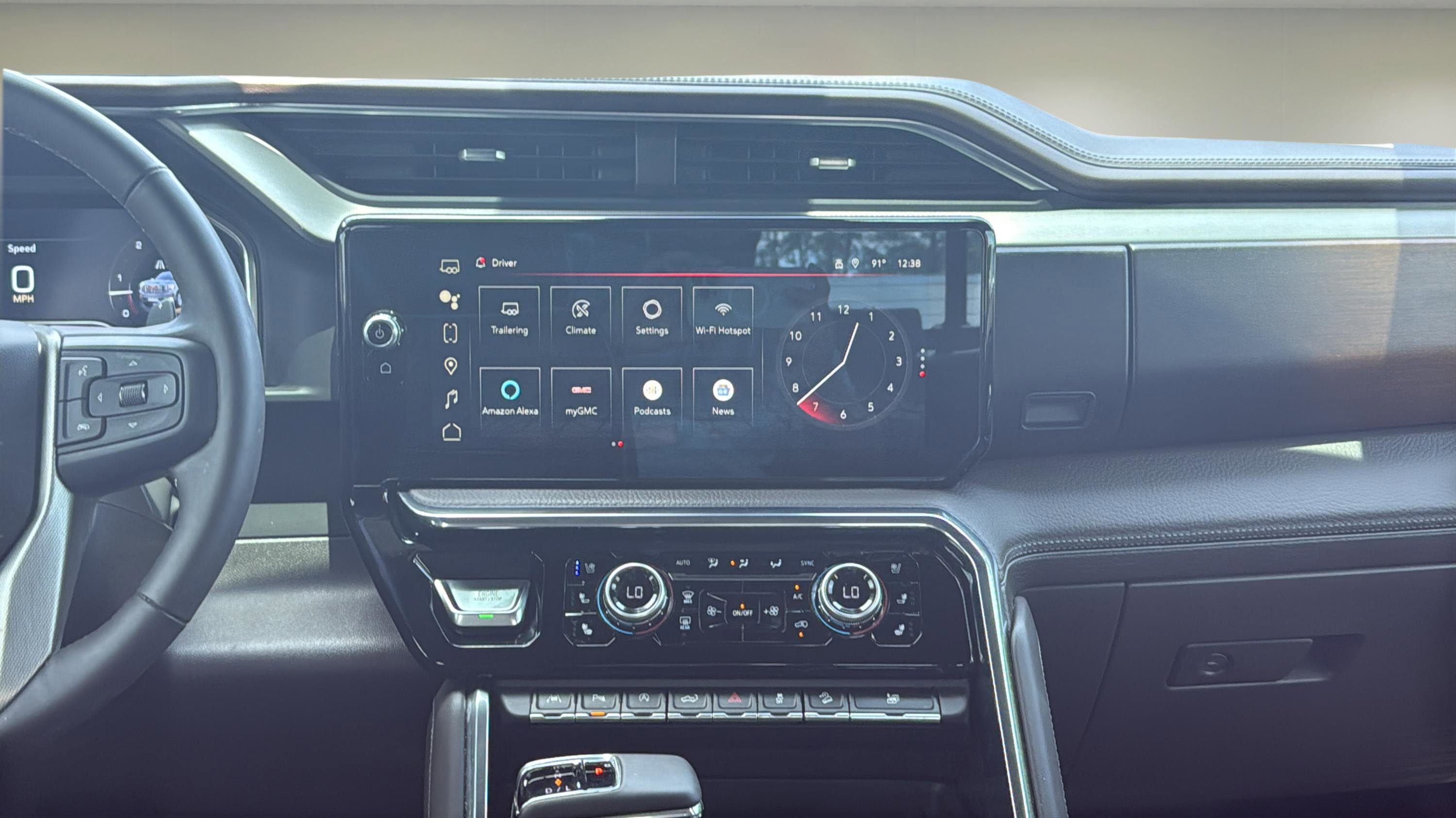 Used 2024 GMC Sierra 1500 Denali w/ Denali Reserve Package image 10