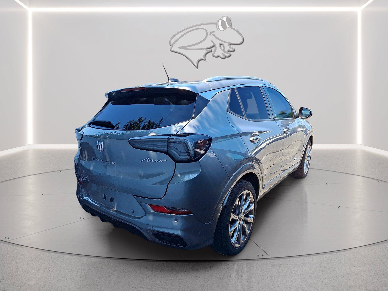 Used 2024 Buick Encore GX Avenir w/ Avenir Convenience Package FWD image 3