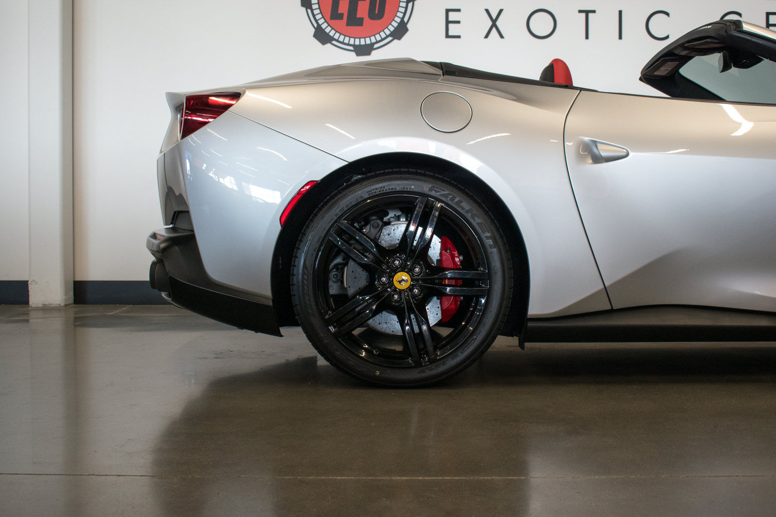 Used 2019 Ferrari Portofino RWD image 26