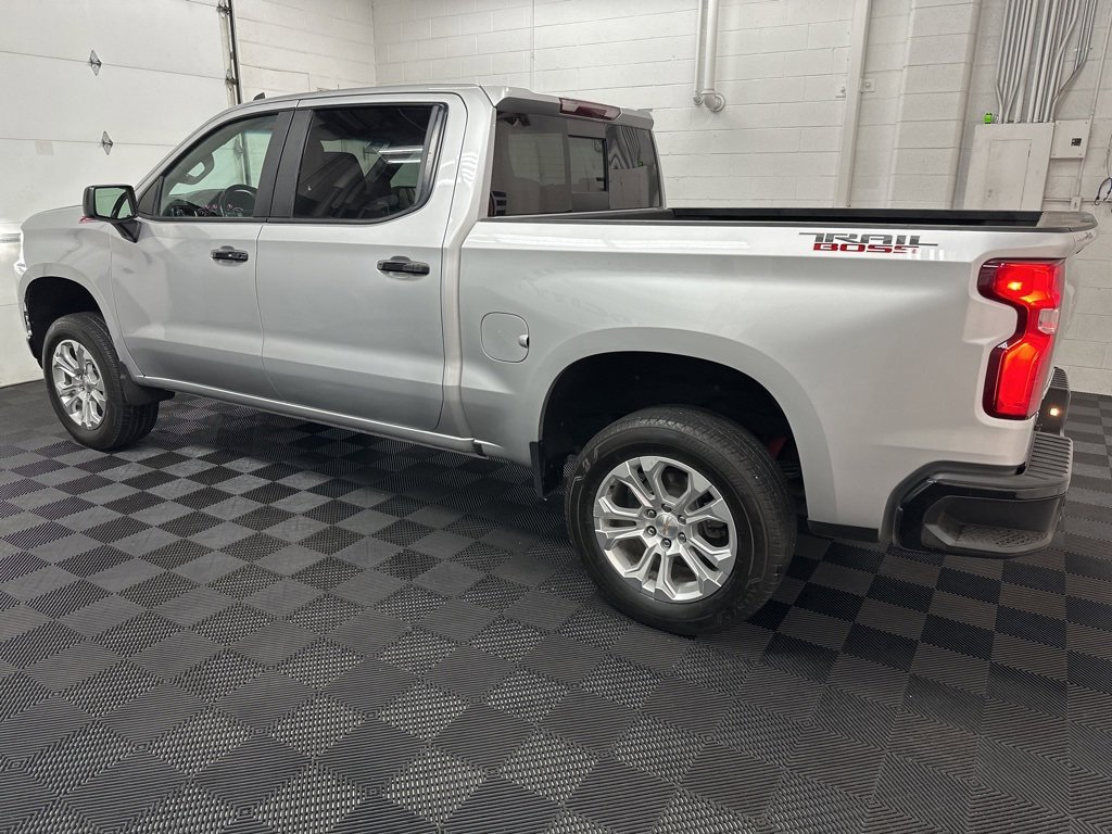 Used 2021 Chevrolet Silverado 1500 LT Trail Boss w/ Convenience Package II image 6