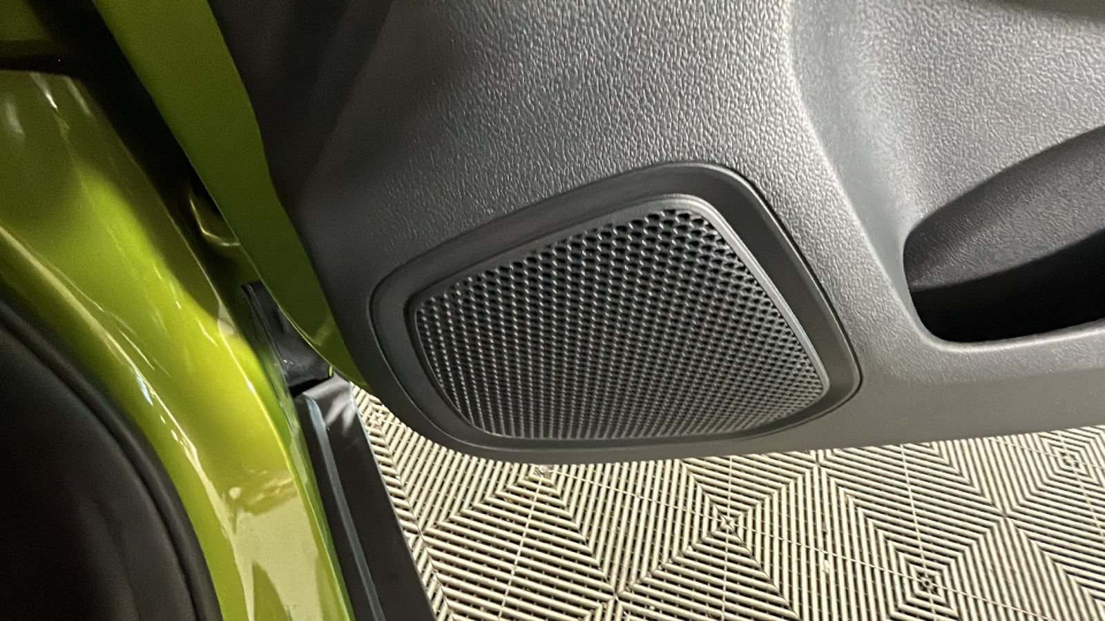 Certified 2023 Hyundai Venue SEL FWD image 36