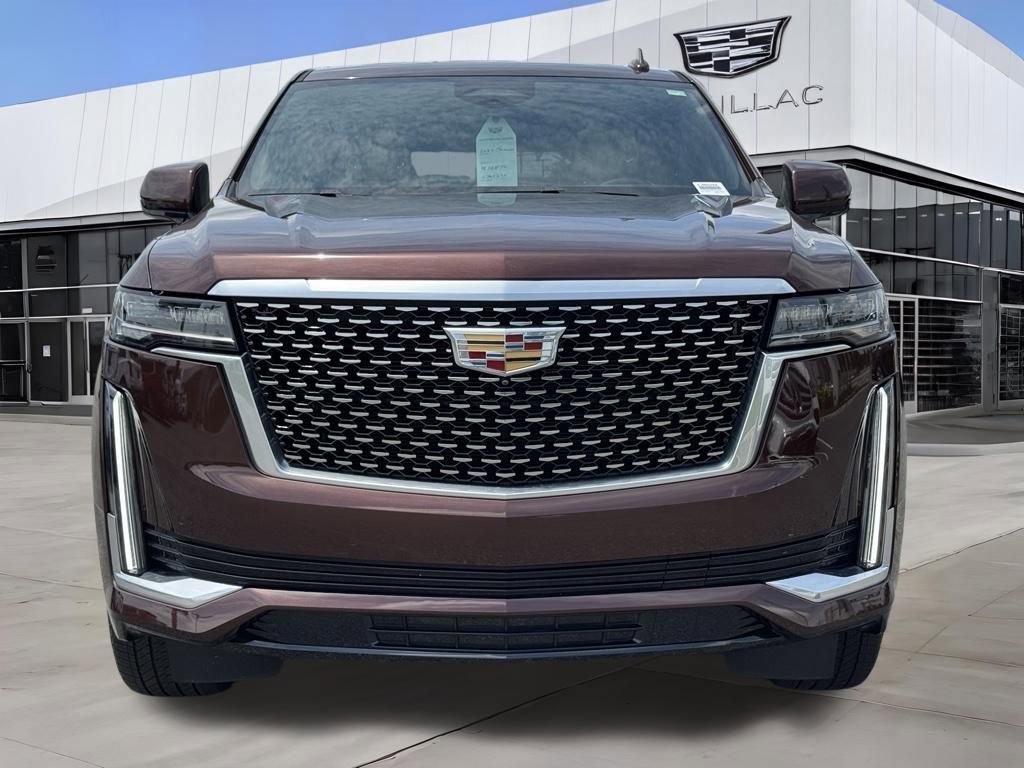 Used 2023 Cadillac Escalade Premium Luxury w/ LPO, Floor Liner Package AWD/4WD image 4