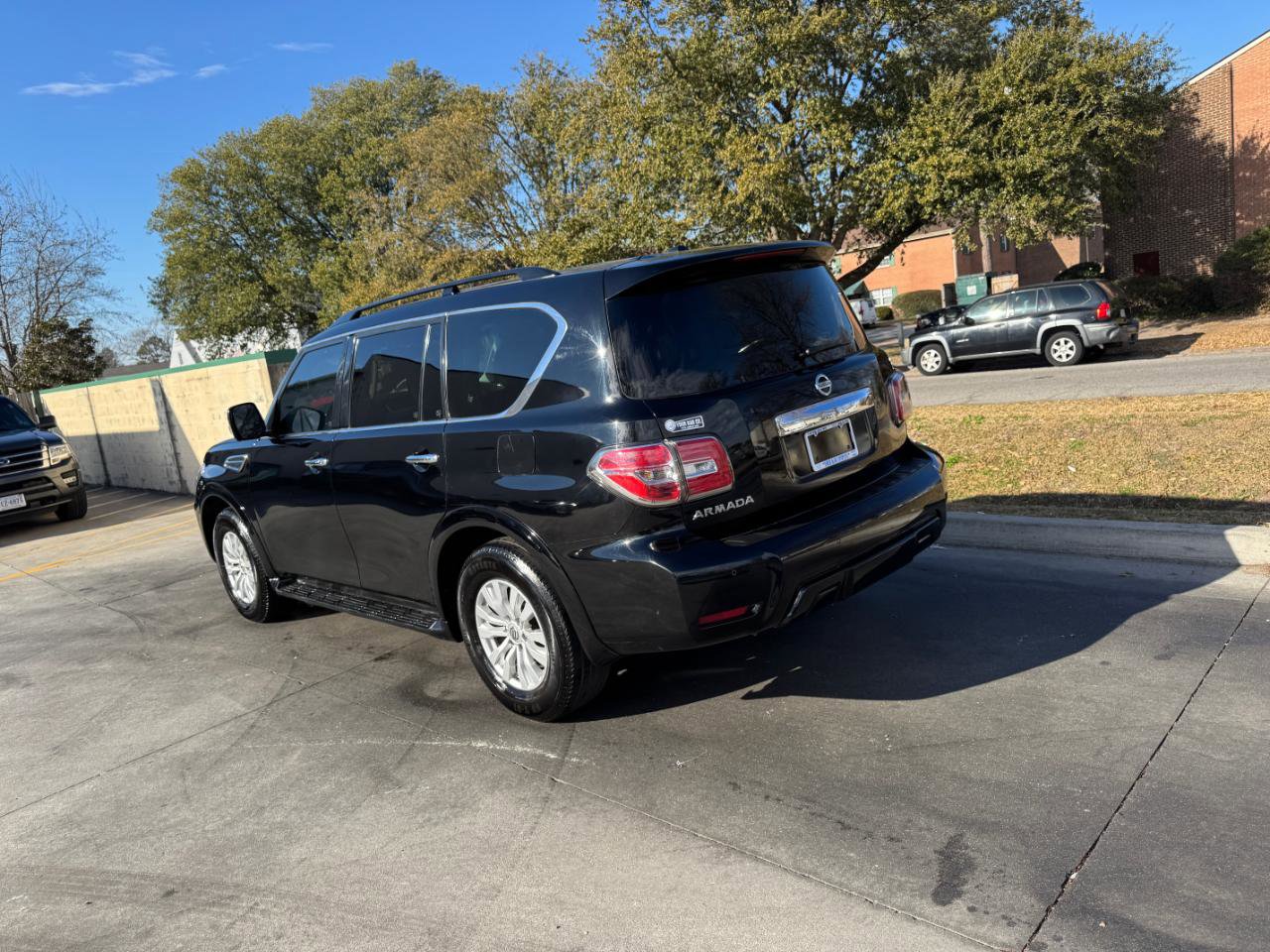 Used 2018 Nissan Armada SV w/ Driver Package image 9