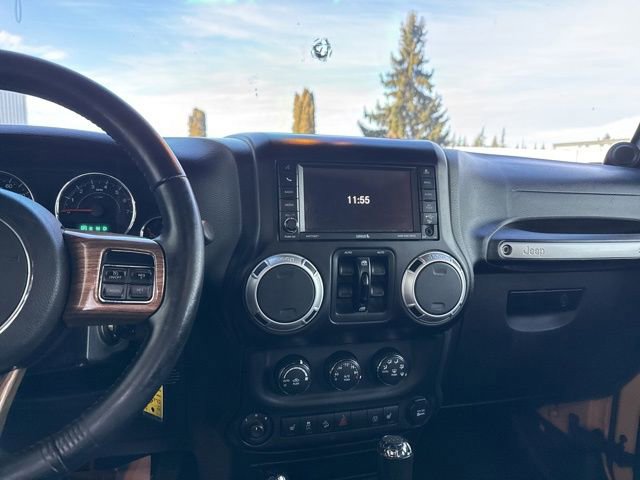 Used 2013 Jeep Wrangler Unlimited Sahara w/ Mopar Chrome Edition Group image 22