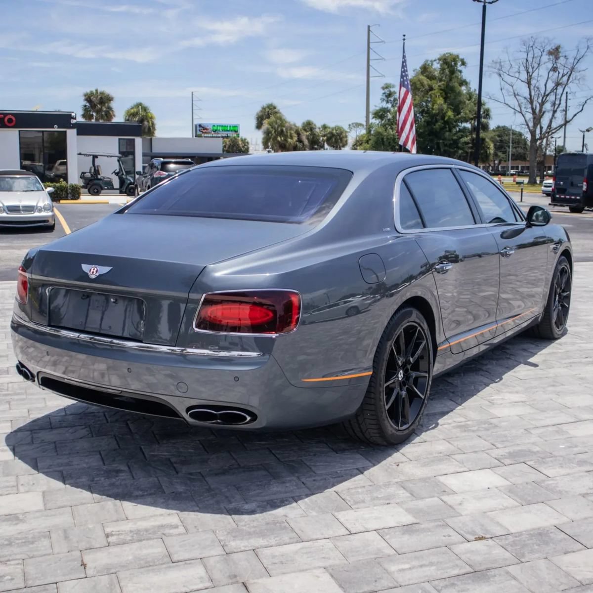 Used 2018 Bentley Flying Spur S V8 AWD/4WD image 8