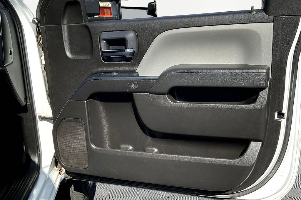 Used 2018 GMC Sierra 3500 2WD Regular Cab w/ Sierra Convenience Package image 15