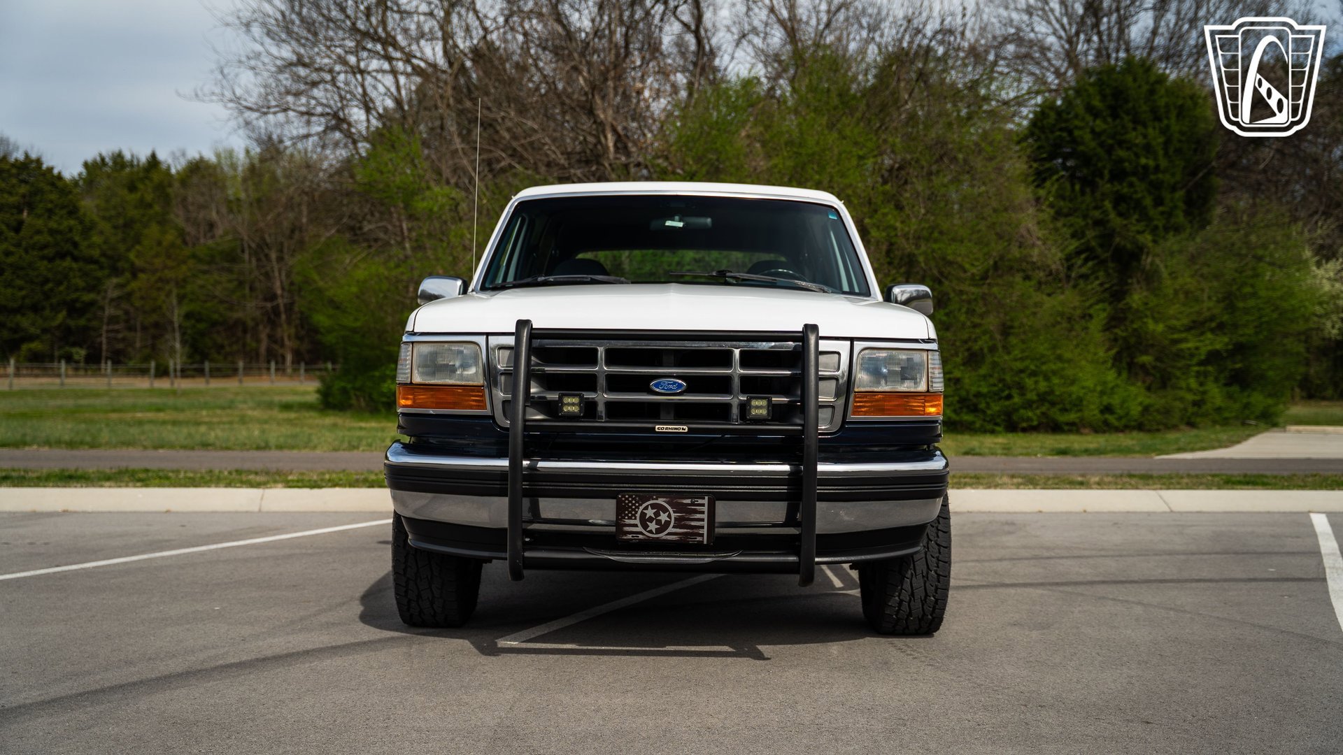 Used 1993 Ford Bronco XLT image 3