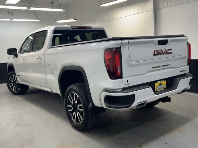 Used 2023 GMC Sierra 1500 AT4 image 4