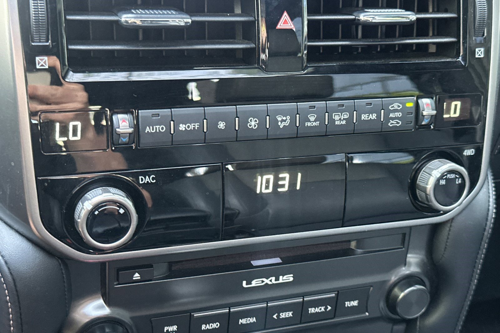 Certified 2023 Lexus GX 460 Premium w/ Premium Plus Package image 26