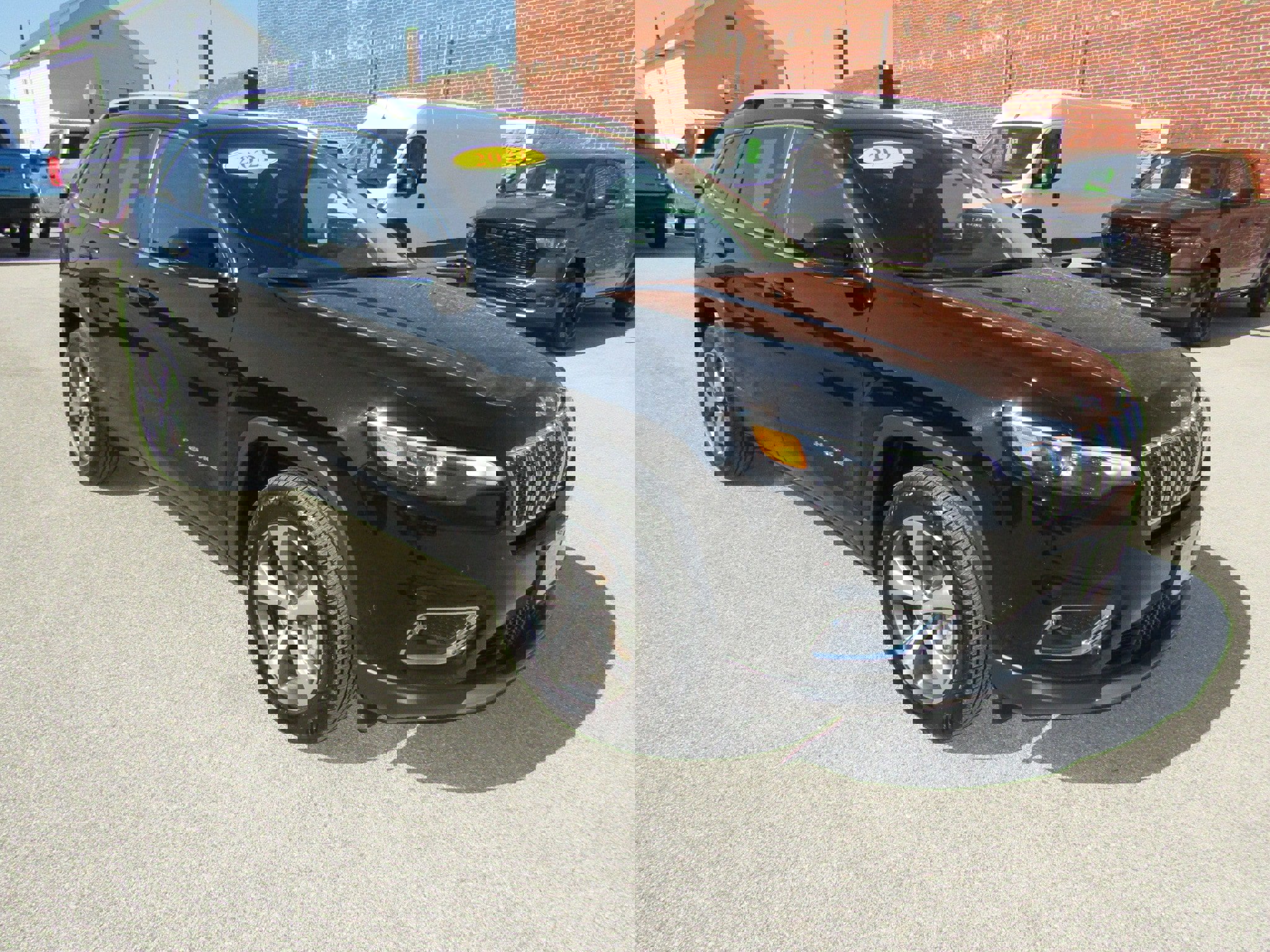 Used 2021 Jeep Cherokee Limited w/ Trailer Tow Group image 1