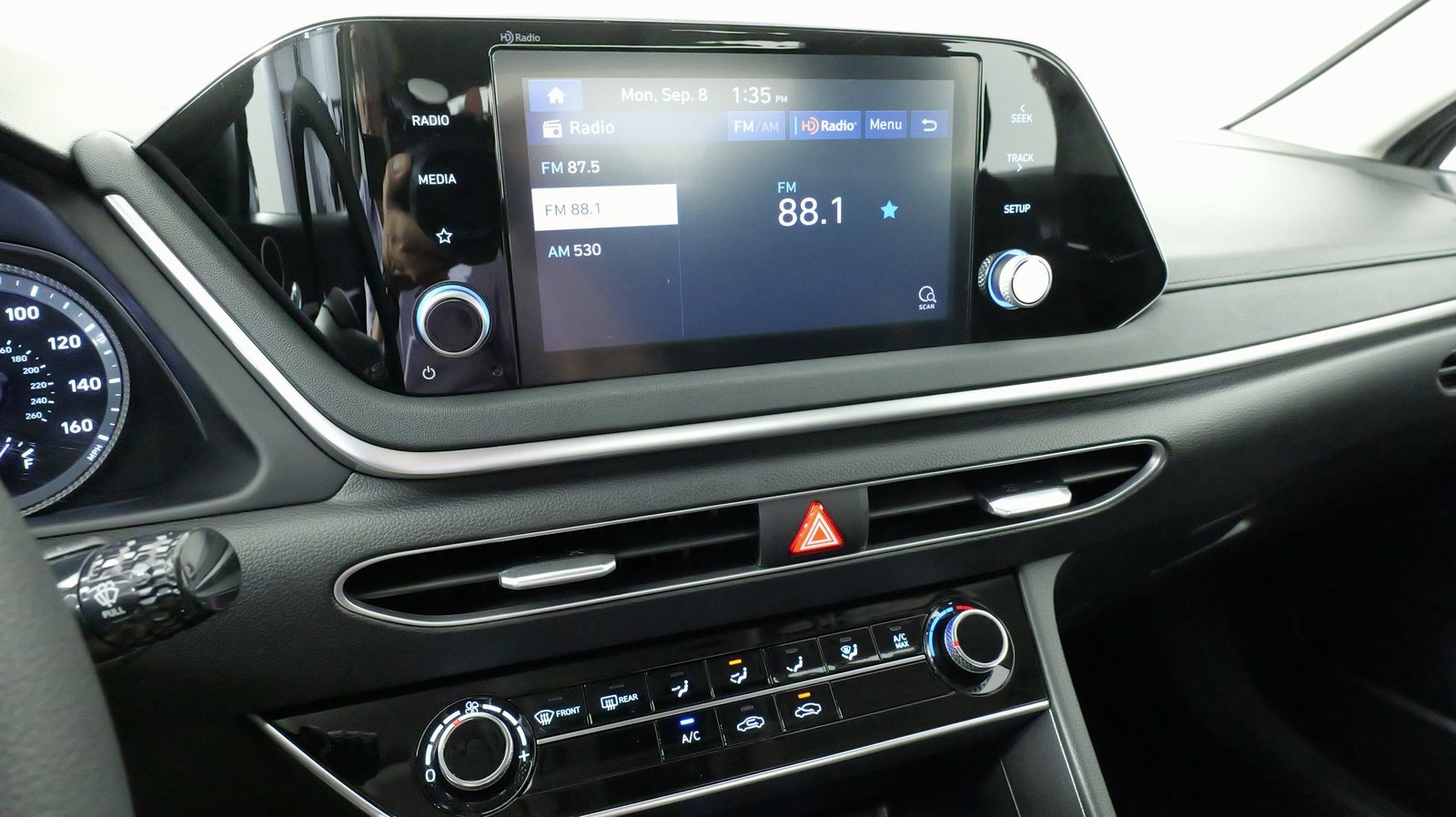 Used 2023 Hyundai Sonata SE image 50