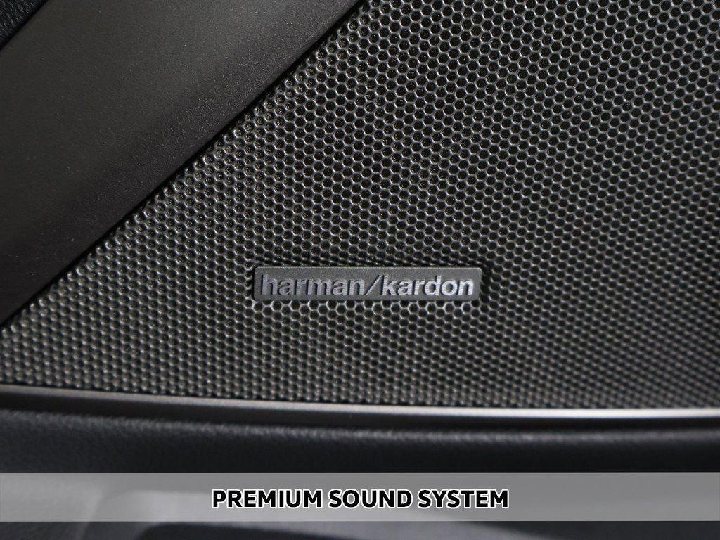 Used 2023 BMW M3 image 5