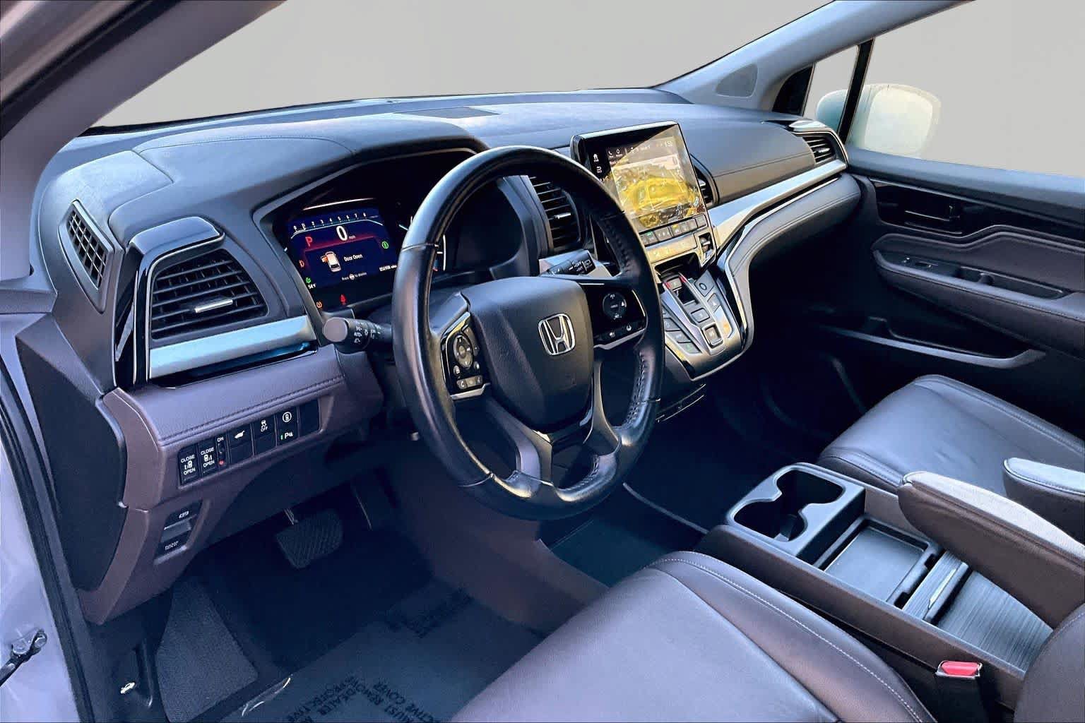 Used 2022 Honda Odyssey Touring image 17