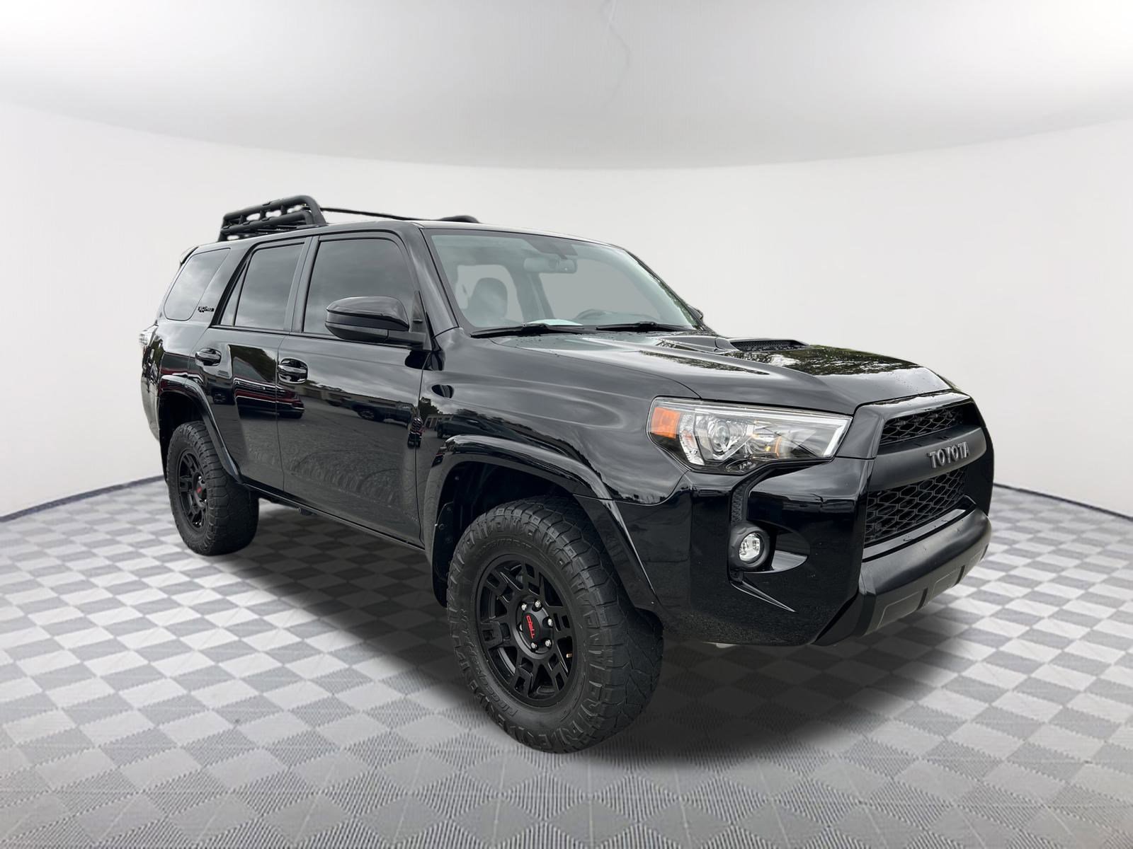 Used 2019 Toyota 4Runner 4WD image 3