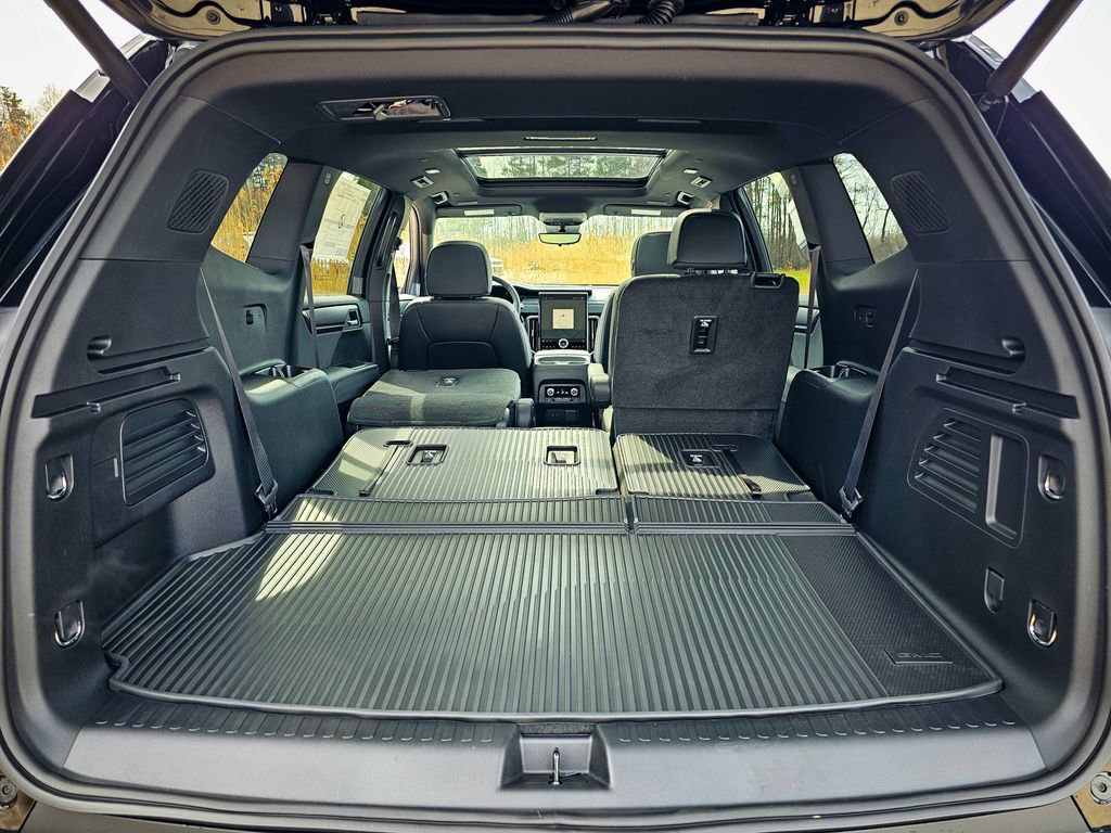 New 2026 GMC Acadia AT4 image 36