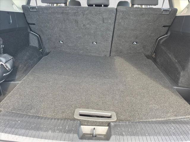 Used 2024 Nissan Rogue SV AWD/4WD image 6