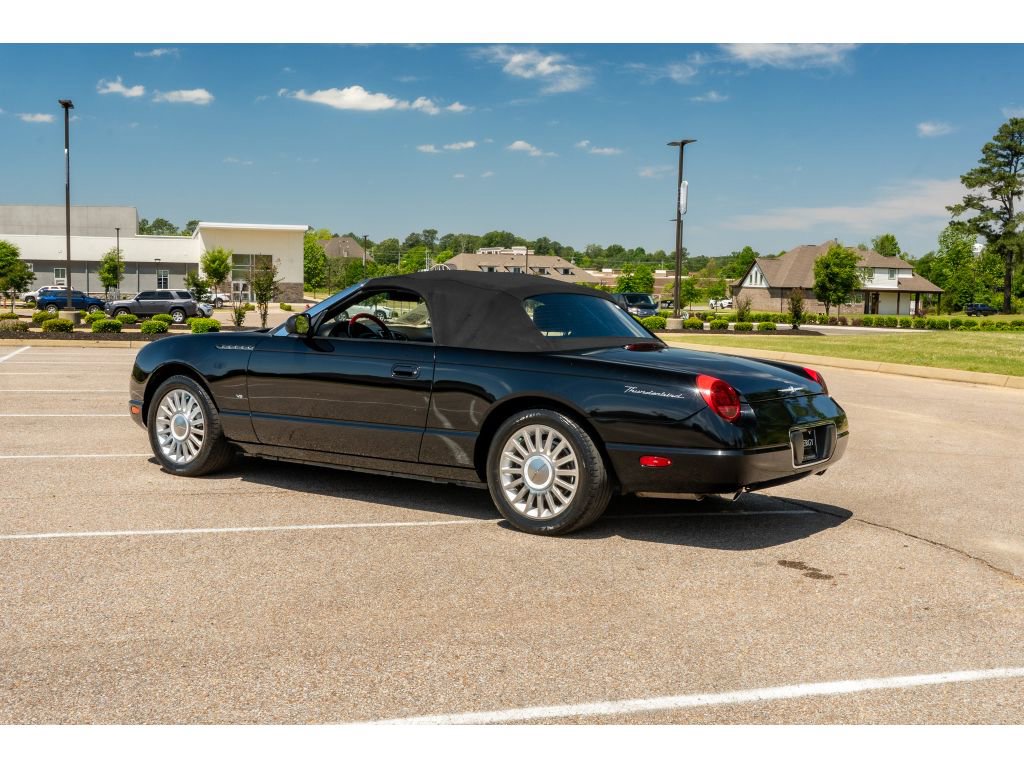 Used 2004 Ford Thunderbird RWD image 26