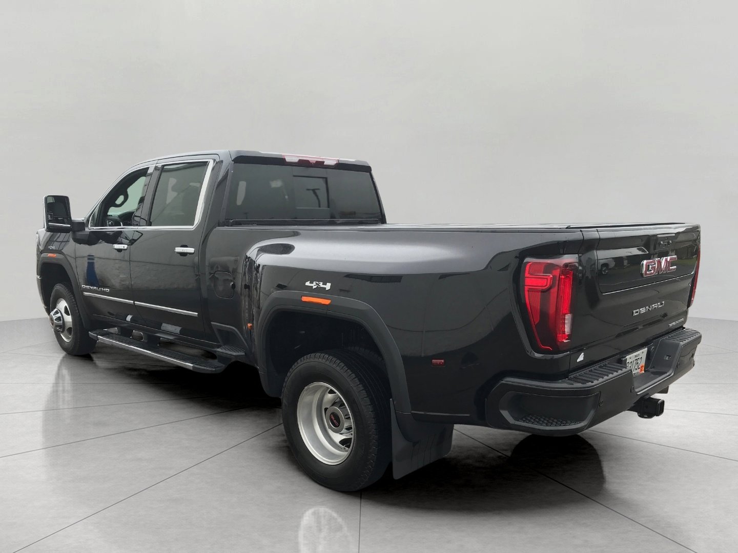 Used 2023 GMC Sierra 3500 Denali image 27