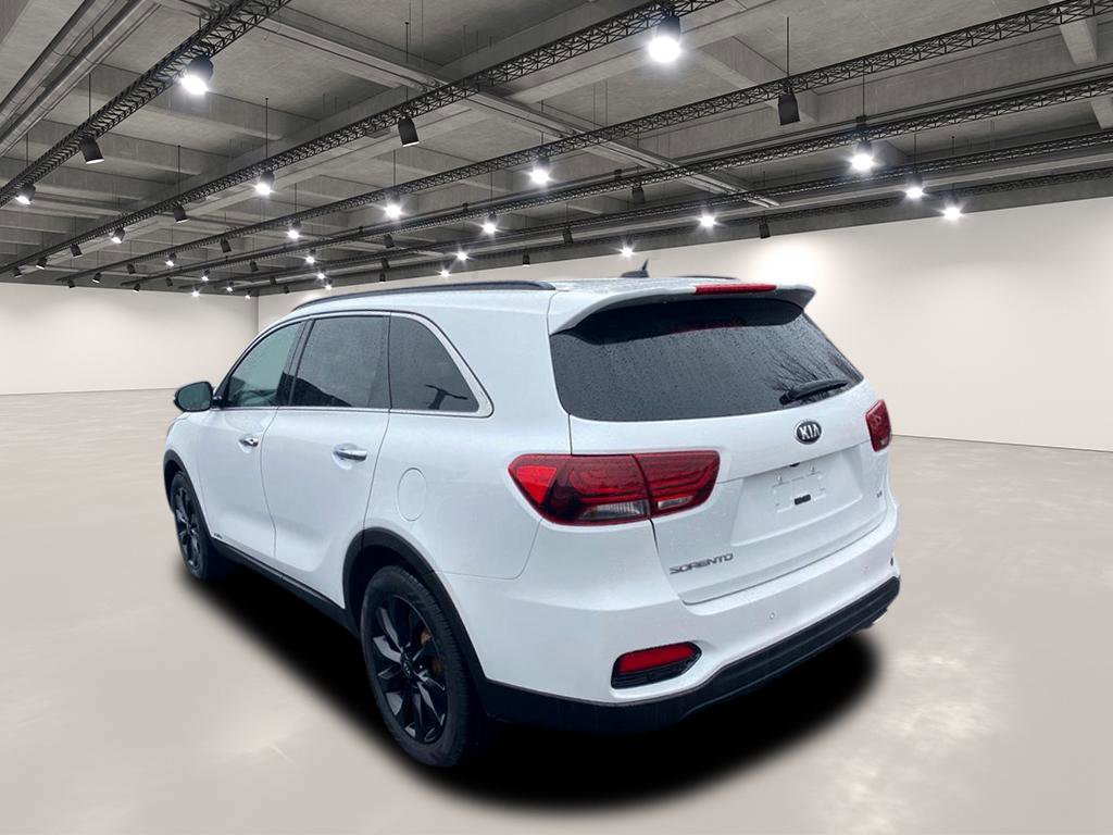 Used 2020 Kia Sorento S image 5