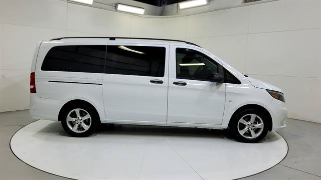 Used 2016 Mercedes-Benz Metris Passenger image 9